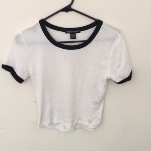 Black and white modern top